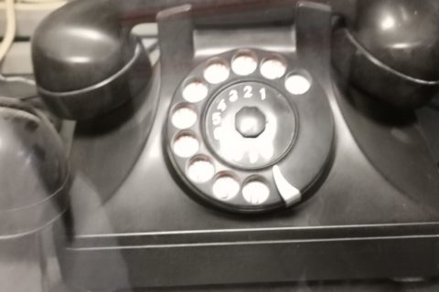 Telefon